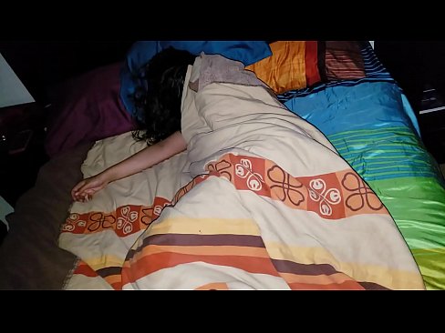 ❤️ Beau-fils réprimandant sa jeune belle-mère pendant qu'elle dort. ️❌  Sexe at fr.josporn-com.ru ️❤
